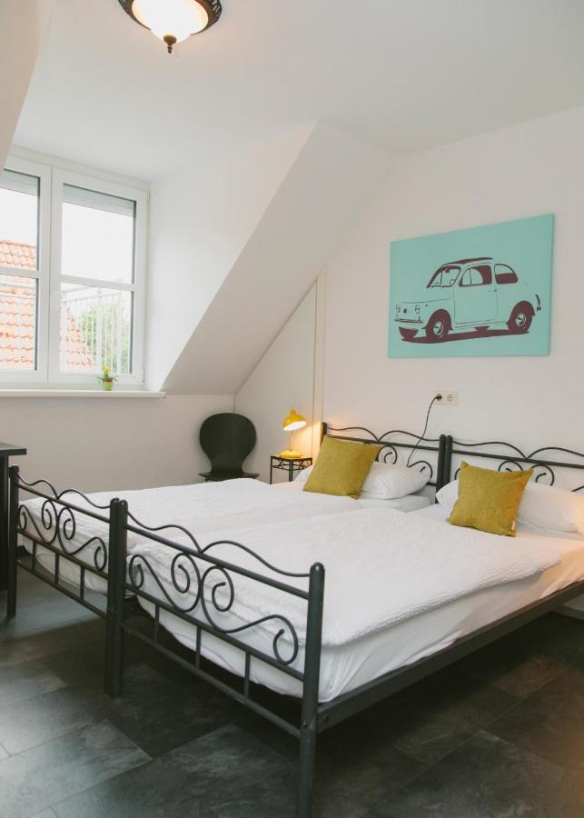 Gaestehaus Vigliarolo Gewerblich Jedes Zimmer Eigenes Bad Gemeinschaftskueche Elmshorn Ngoại thất bức ảnh