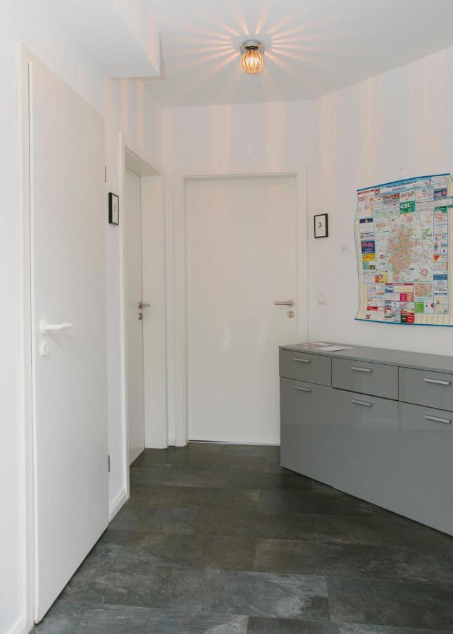 Gaestehaus Vigliarolo Gewerblich Jedes Zimmer Eigenes Bad Gemeinschaftskueche Elmshorn Ngoại thất bức ảnh